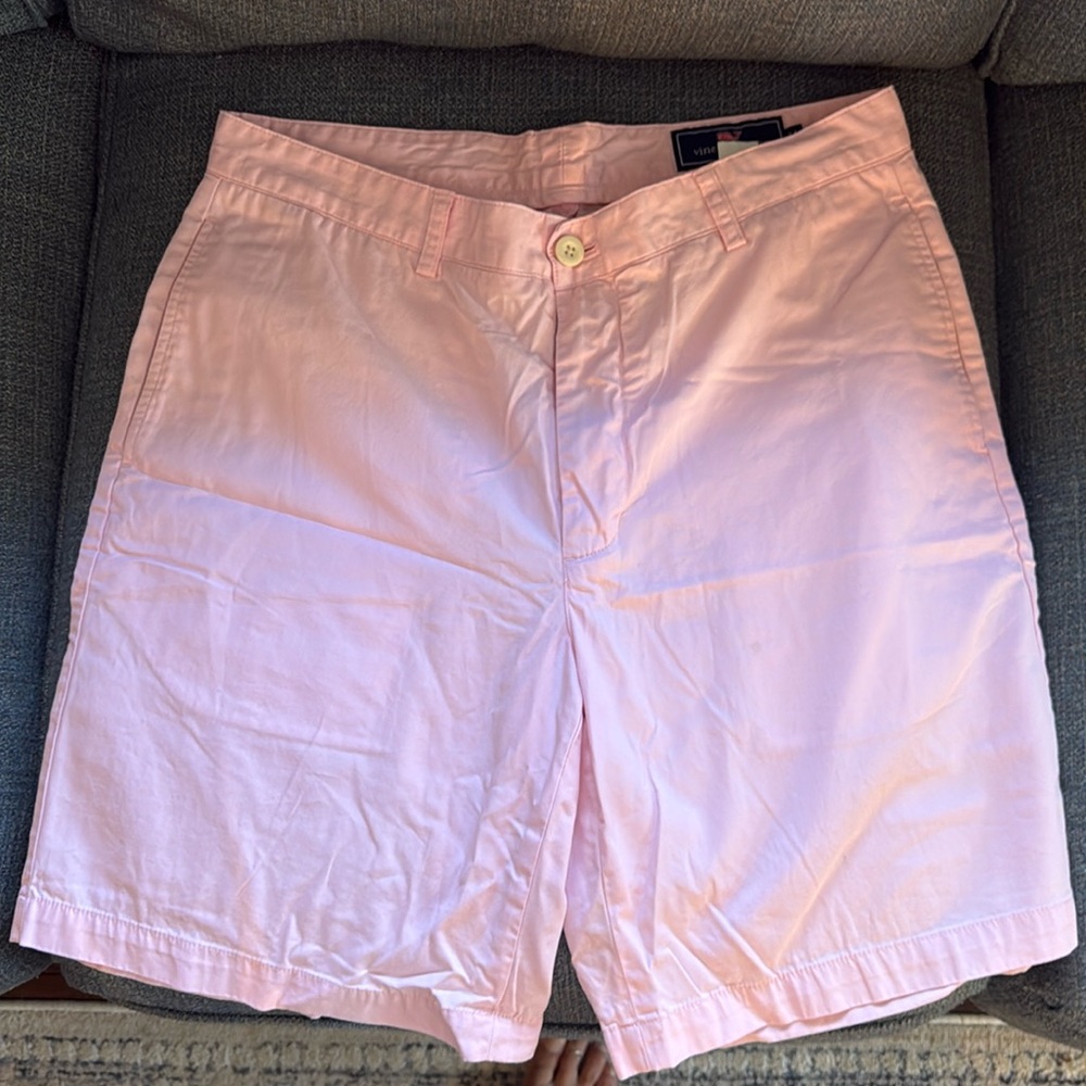 Men’s Vineyard vines pink shorts
